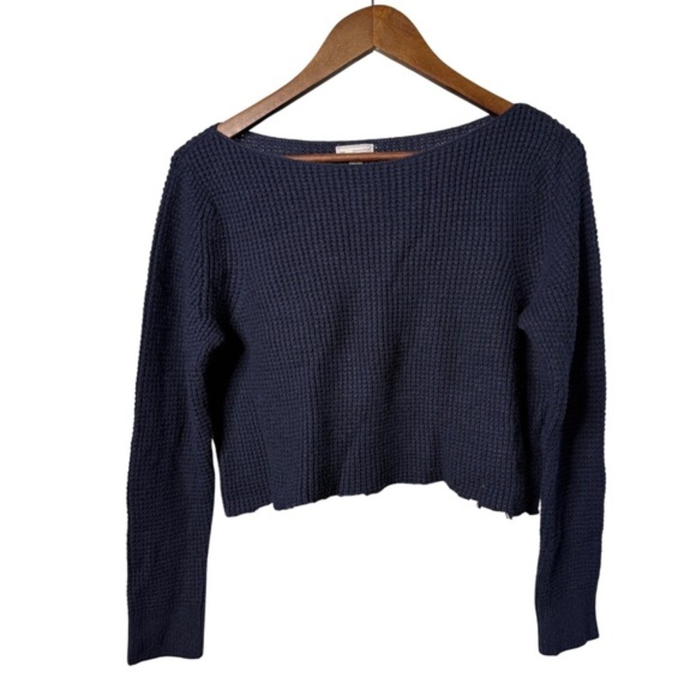 GAP Women Size Medium Petite Navy Blue Waffle Knit Cropped Boat Neck‎ Sweater